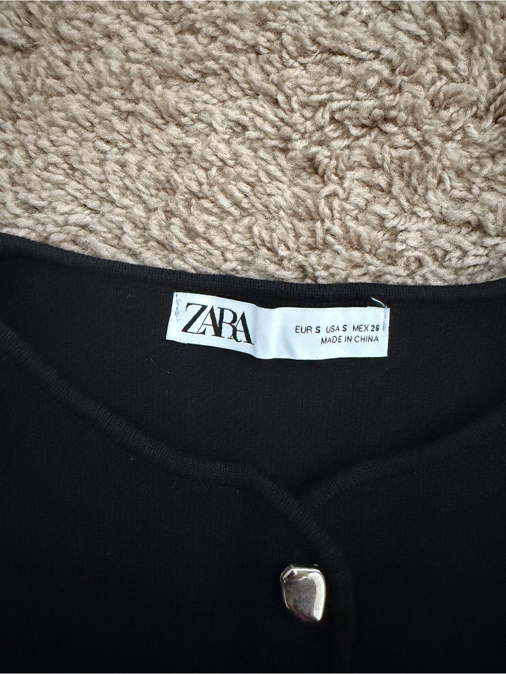 Zara Black Sleeveless Knit Tank with Center Buttons - Picture 2 of 3